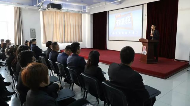 本期開(kāi)講嘉賓:楊曉明 本期開(kāi)講嘉賓:楊曉明